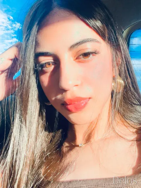 Naouali Emna، عارضة أزياء, موديل تصوير في Bizerte: الصورة الرئيسية