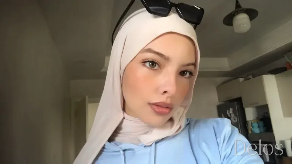 Mesbehi Ryhab، موديل تصوير, مضيفة استقبال في Tunis: الصورة الرئيسية